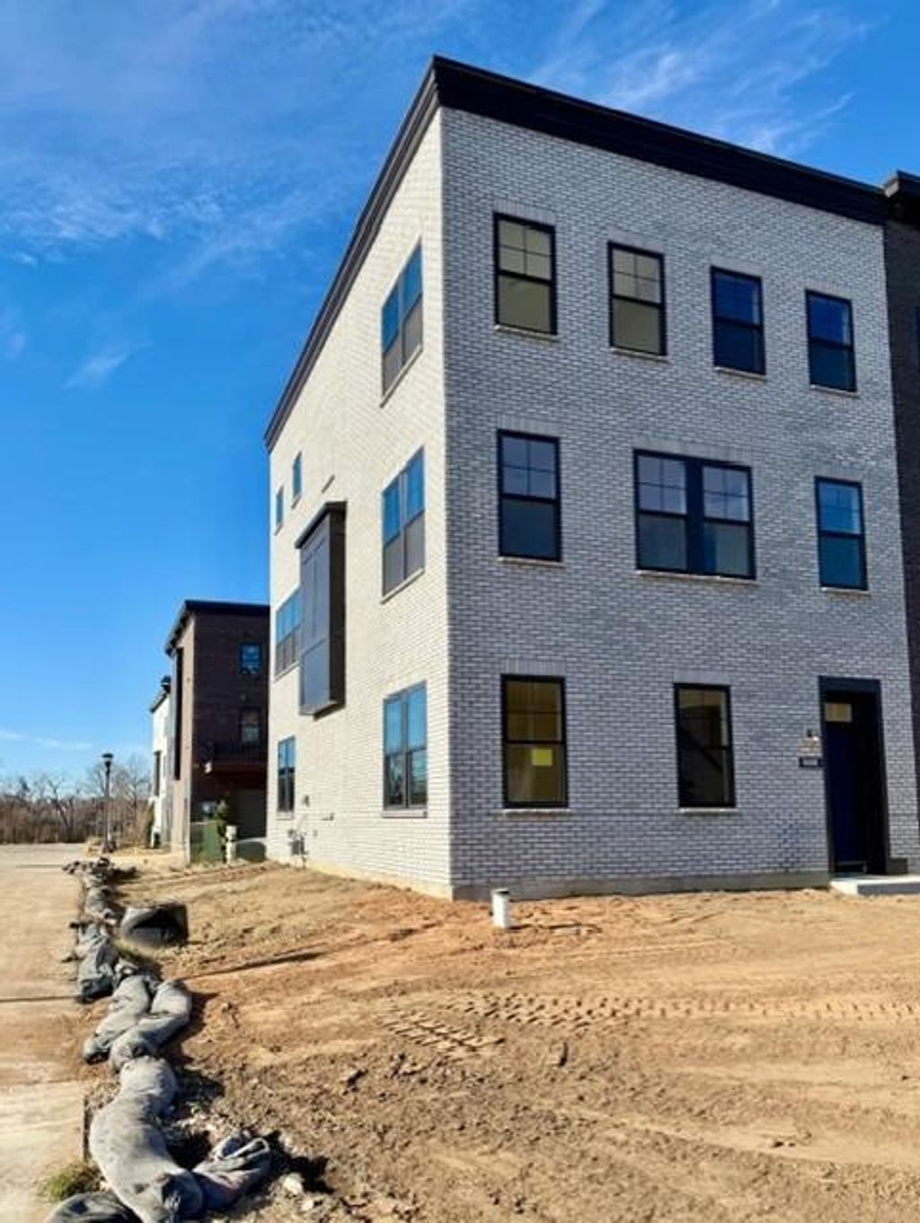 Photo of 909 Mount Curve Boulevard #I, Saint Paul, MN 55116 (MLS # 7004443)