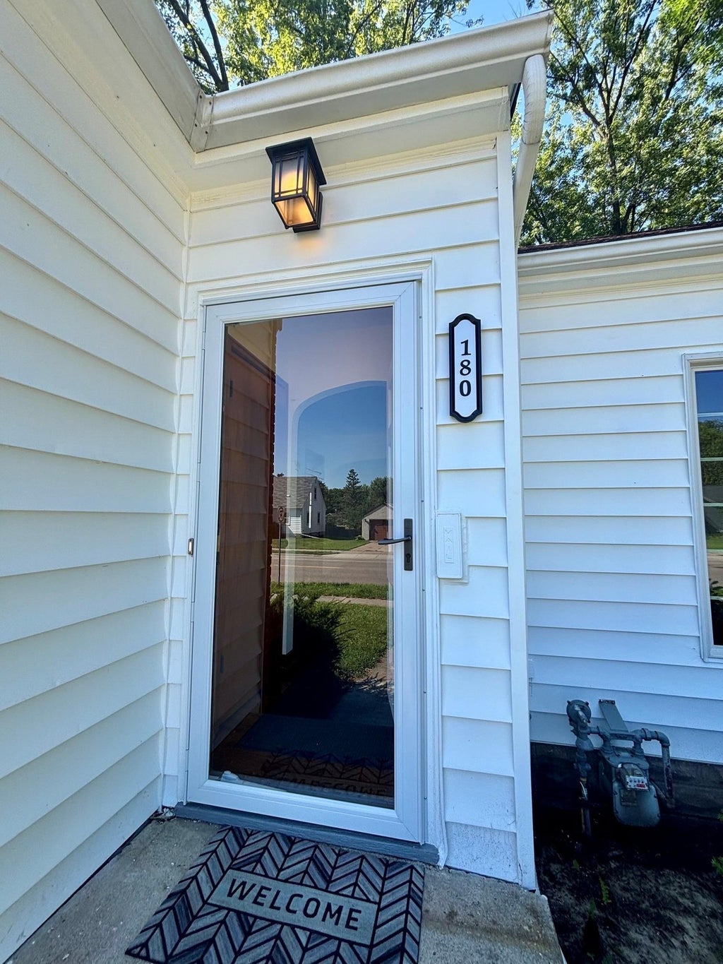 Photo of 180 Bernard Street E, West Saint Paul, MN 55118 (MLS # 7104174)
