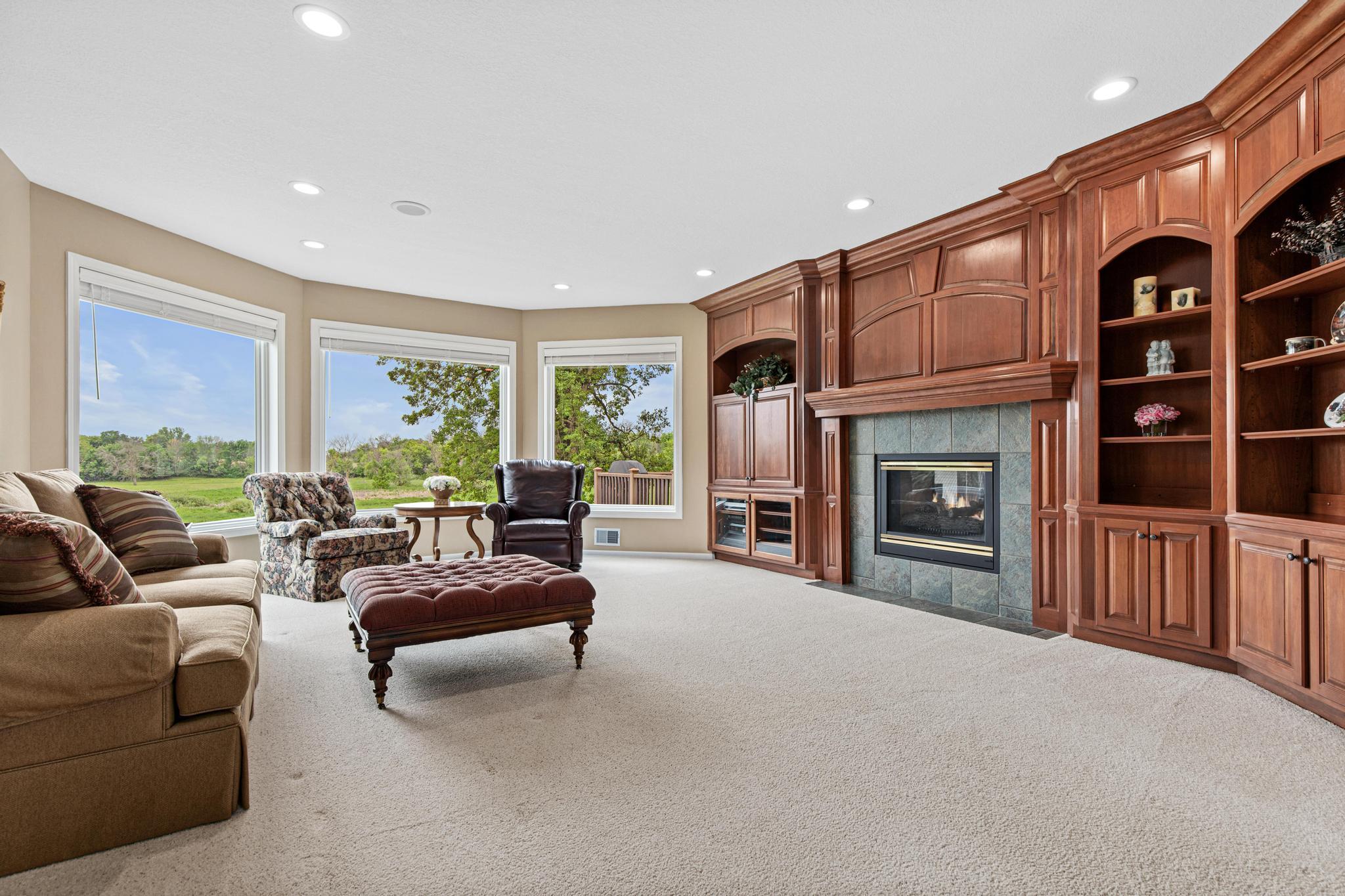 6105 Wood Hill Lane