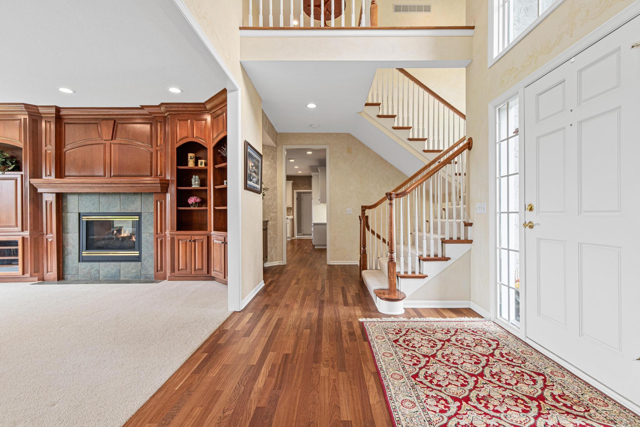 6105 Wood Hill Lane