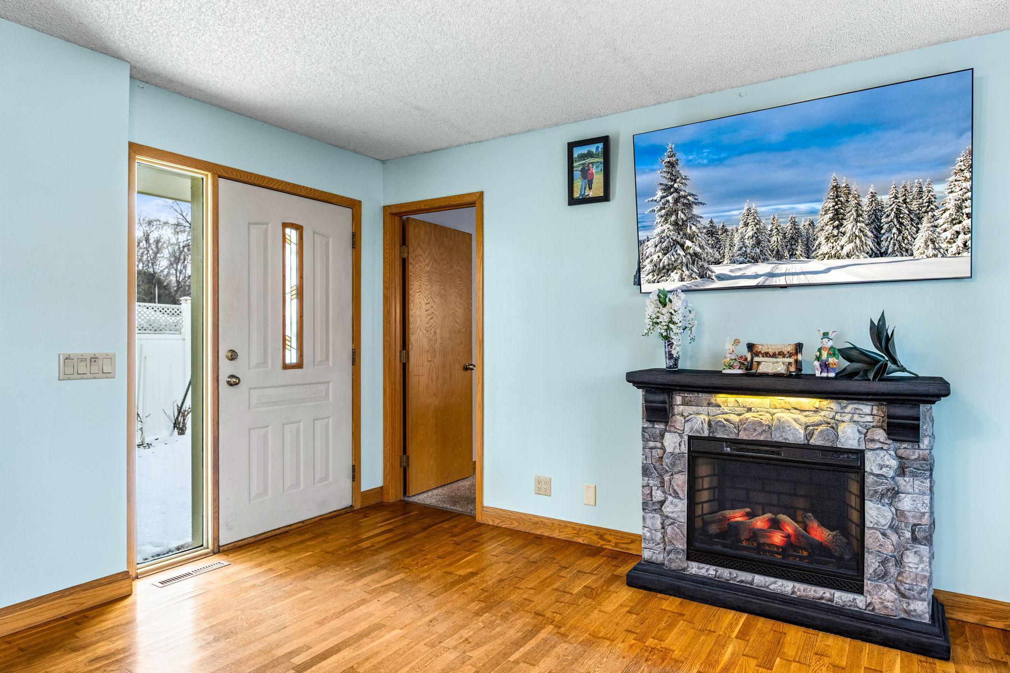 3723 Johnson Street NE