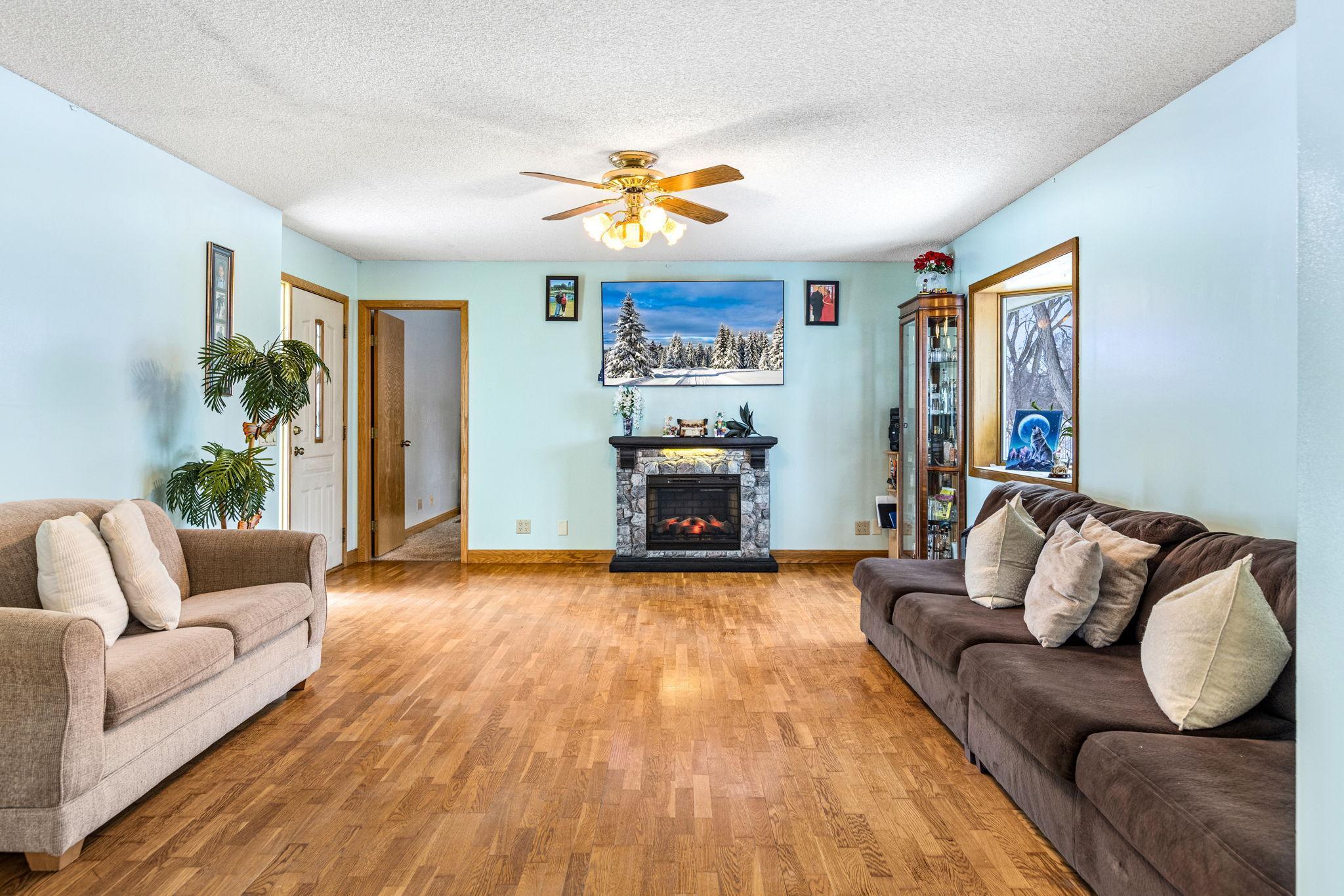 3723 Johnson Street NE