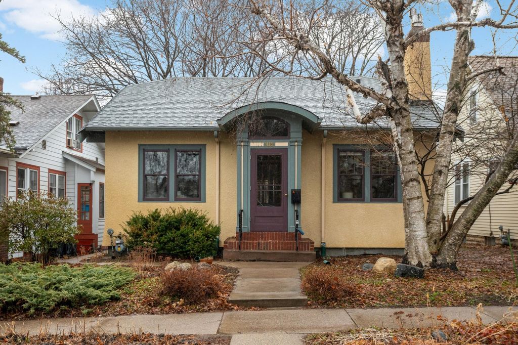 Photo of 185 Exeter Place, Saint Paul, MN 55104 (MLS # 7038390)