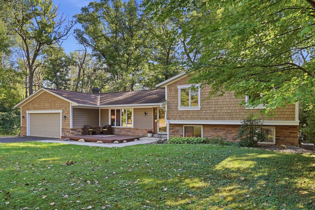 Photo of 4317 Briarwood Lane, Minnetonka, MN 55343 (MLS # 7119080)