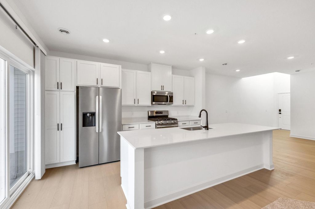 Photo of 186 Huntington Drive, Waconia, MN 55387 (MLS # 7008237)