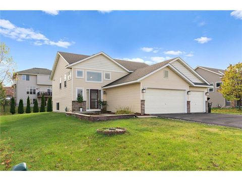 526 Hackney Avenue Shakopee MN 55379