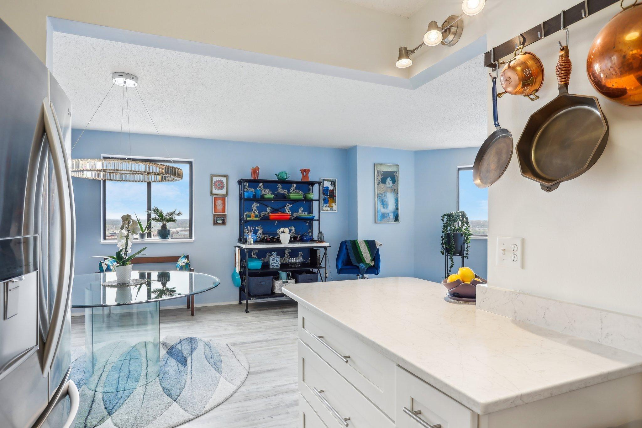 78 10th Street E 3009