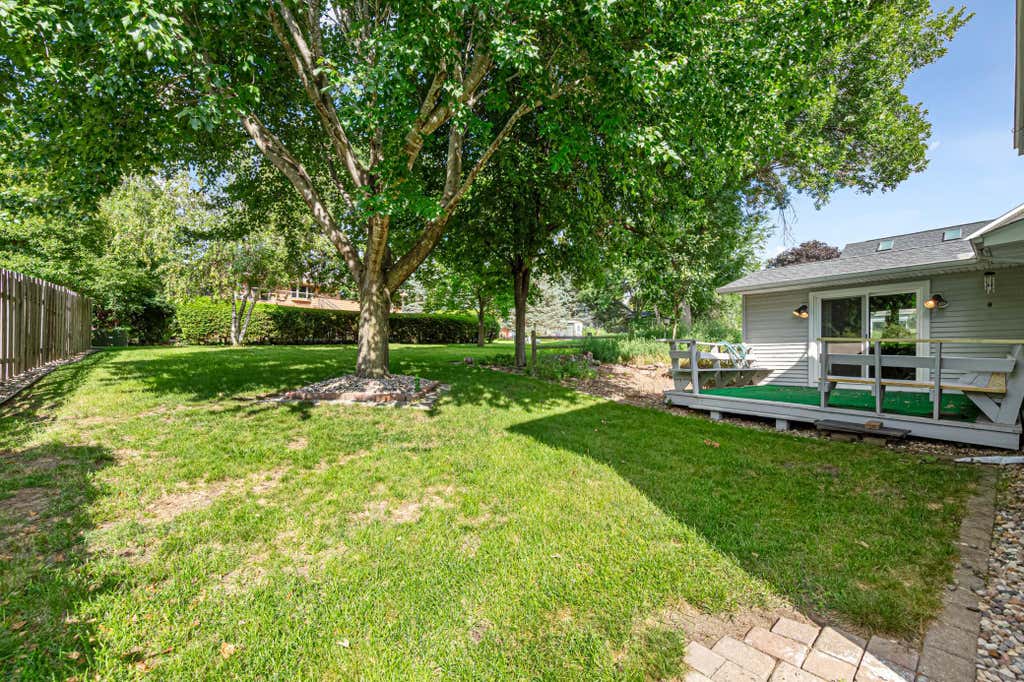 Photo of 606 N 9th Street, Saint Peter, MN 56082 (MLS # 7131831)