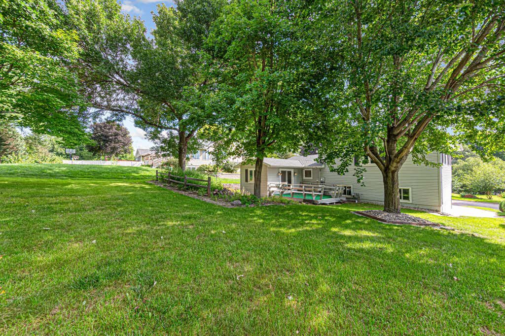 Photo of 606 N 9th Street, Saint Peter, MN 56082 (MLS # 7131831)
