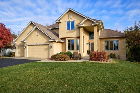 9120 Gladstone Circle N Maple Grove MN 55311