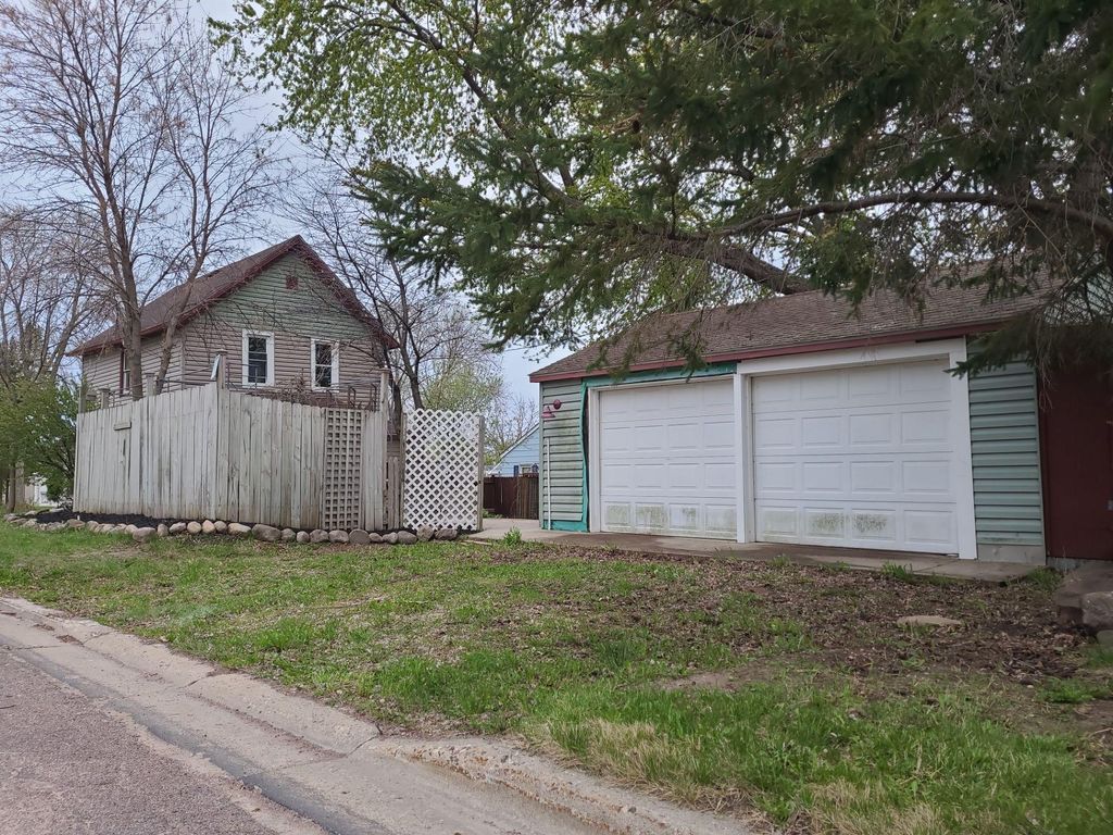 Photo of 340 1st Street N, Winsted, MN 55395 (MLS # 7064169)