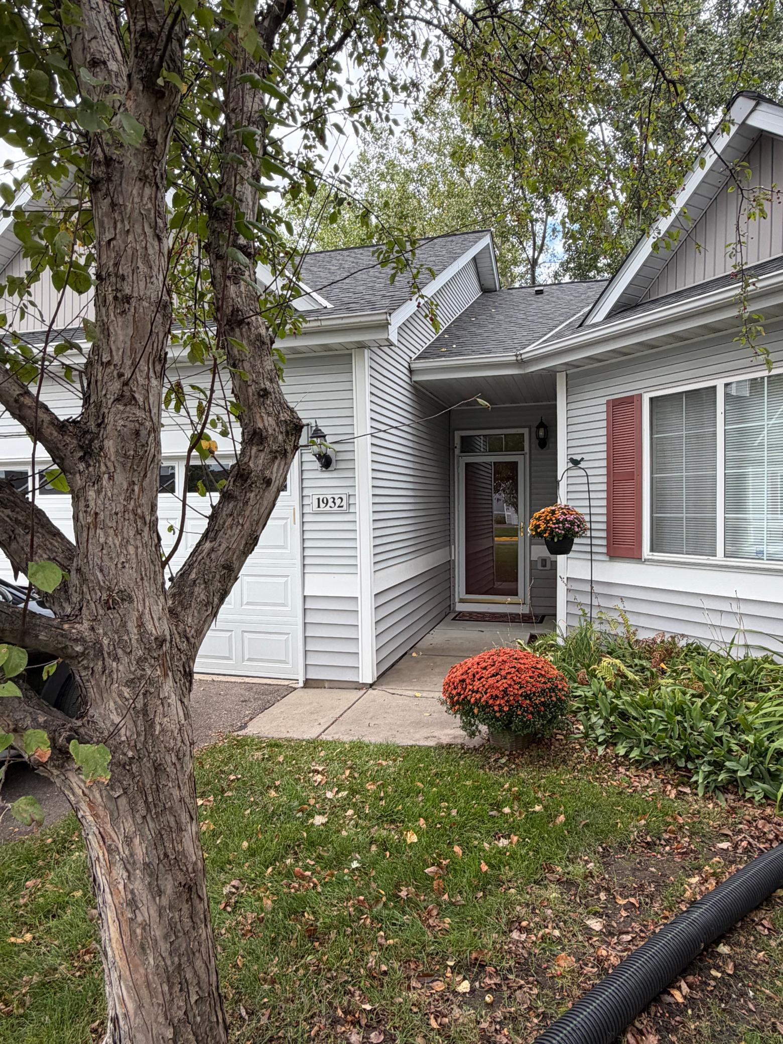 1932 Christensen Avenue