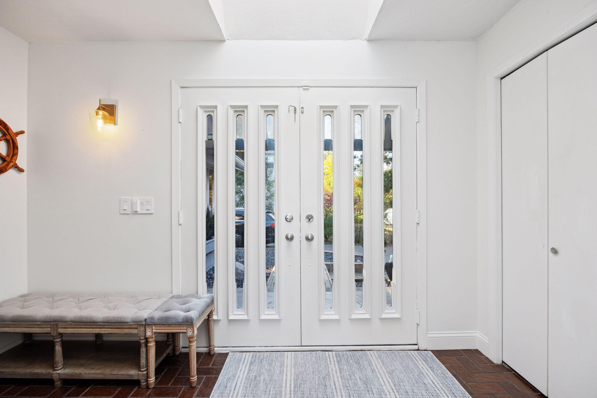 7011 Valley View Road