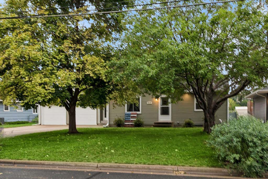 Photo of 20635 Hughes Avenue W, Lakeville, MN 55044 (MLS # 7124307)