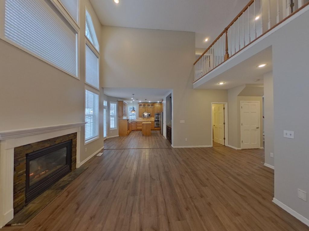 Photo of 15012 Viewcrest Lane, Burnsville, MN 55306 (MLS # 7006974)