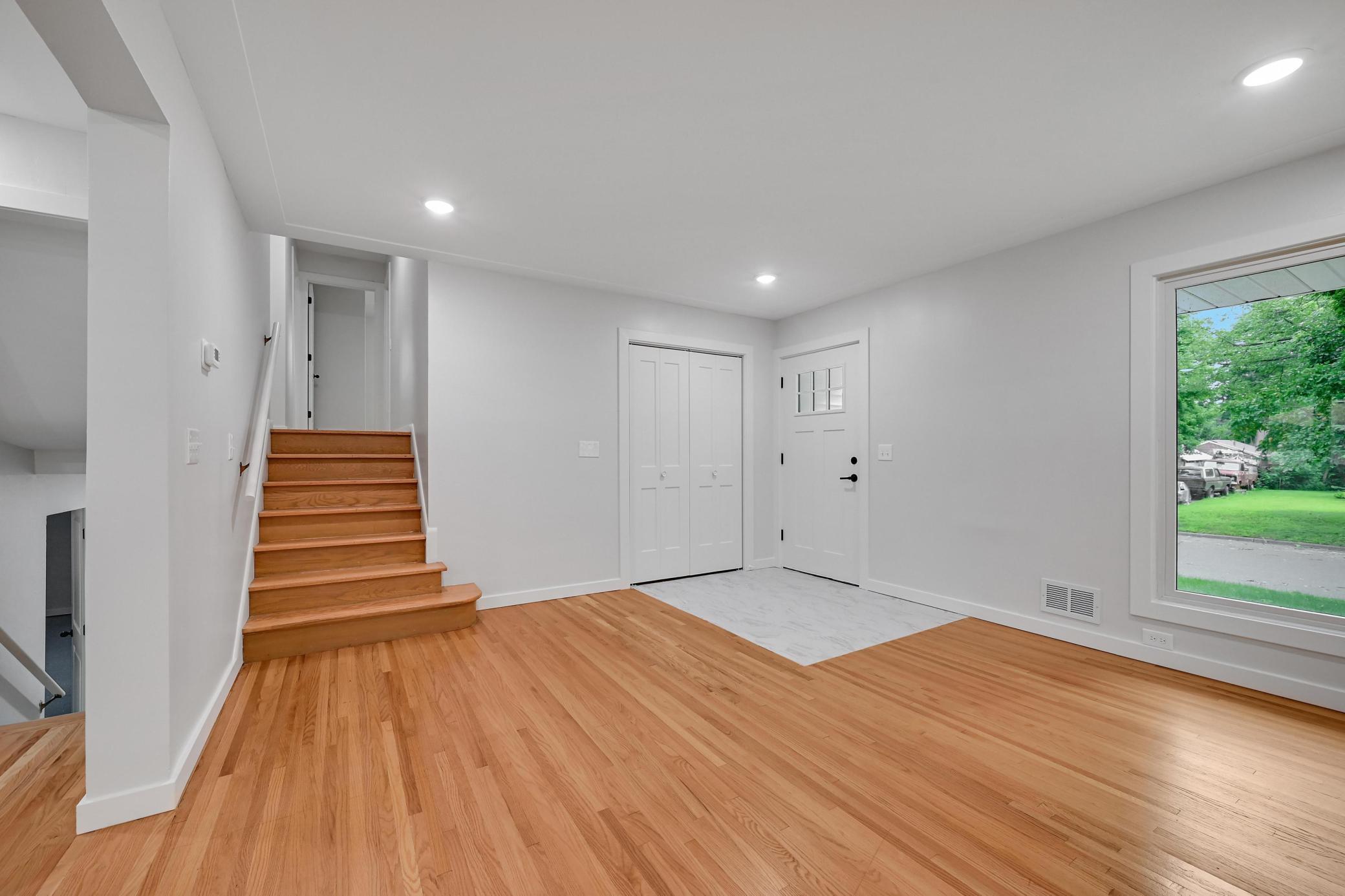 6836 Park Avenue