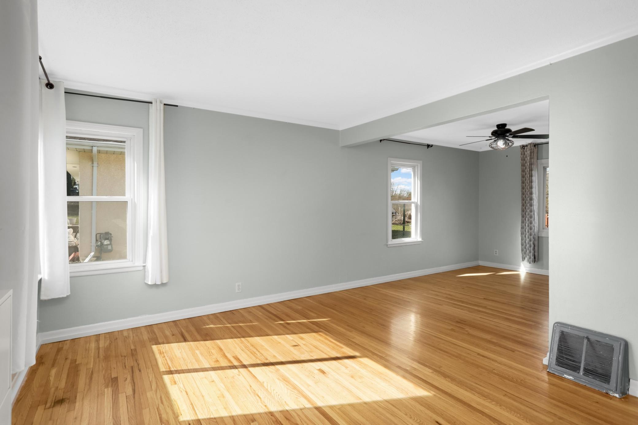 3546 Pierce Street NE