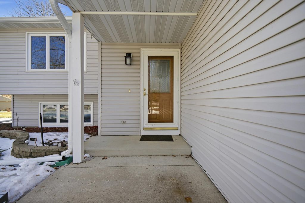 Photo of 2305 13th Street SW, Austin, MN 55912 (MLS # 7037645)