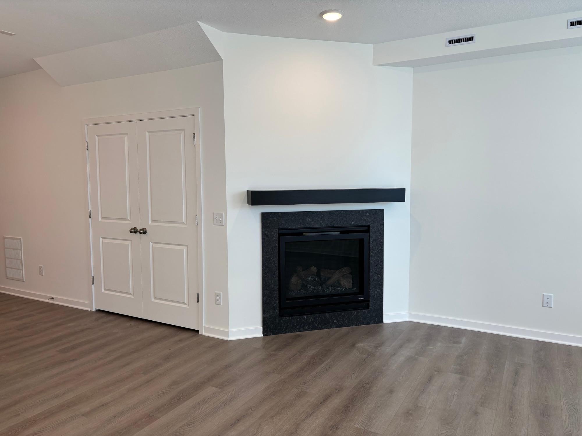 1727 Hauer Trail