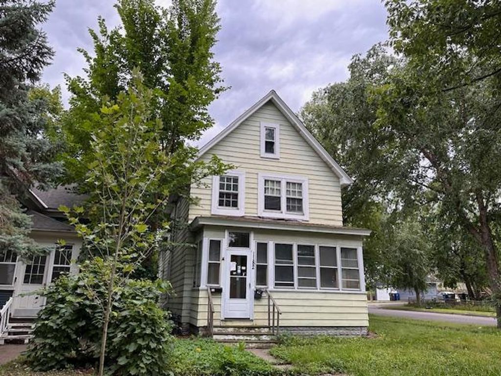 Photo of 1182 Reaney Avenue, Saint Paul, MN 55106 (MLS # 7027849)