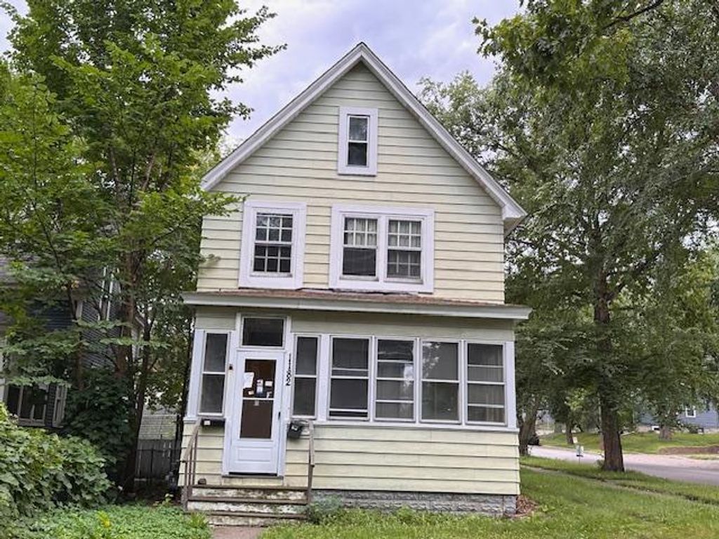 Photo of 1182 Reaney Avenue, Saint Paul, MN 55106 (MLS # 7027849)
