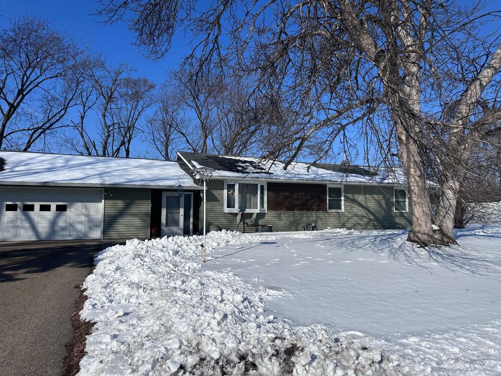 Photo of 9130 Columbus Avenue S, Bloomington, MN 55420 (MLS # 7028204)