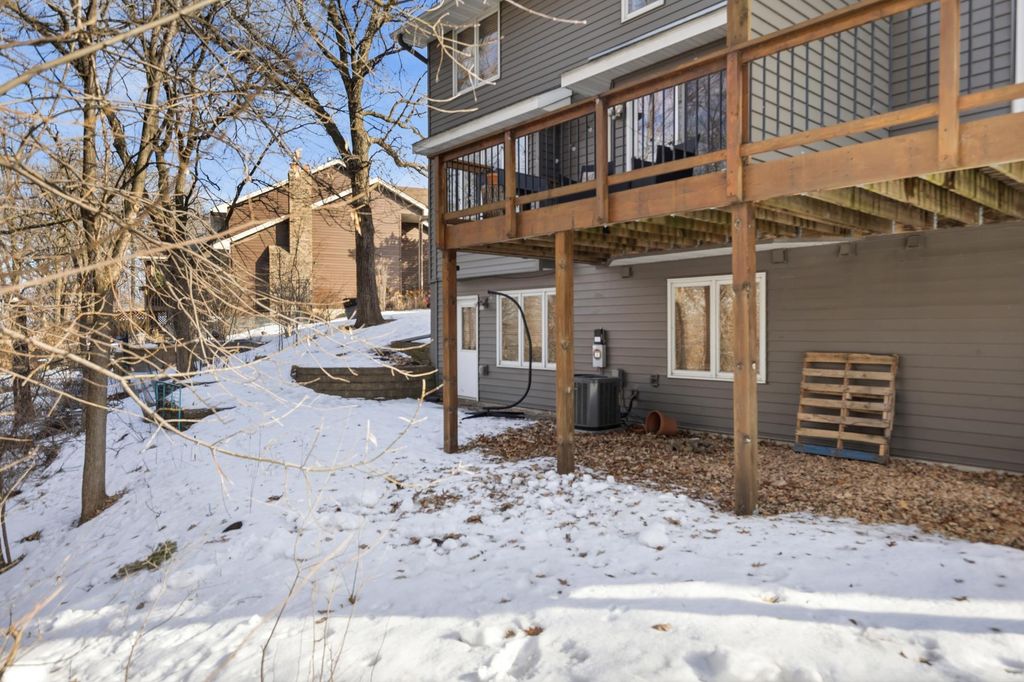 Photo of 15716 Maple Island Court, Burnsville, MN 55306 (MLS # 7018924)