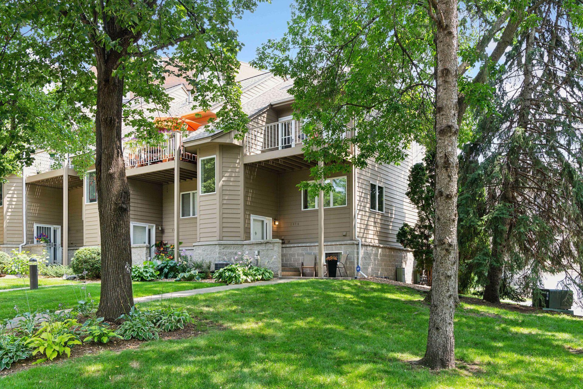 2824 Kenwood Isles Drive