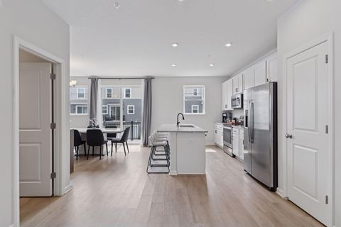 2315 Mckenney Way North Saint Paul MN 55109