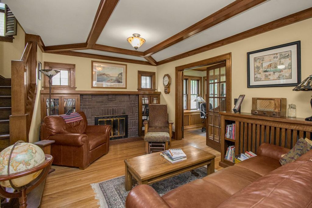 Photo of 1327 Fairmount Avenue, Saint Paul, MN 55105 (MLS # 6777234)