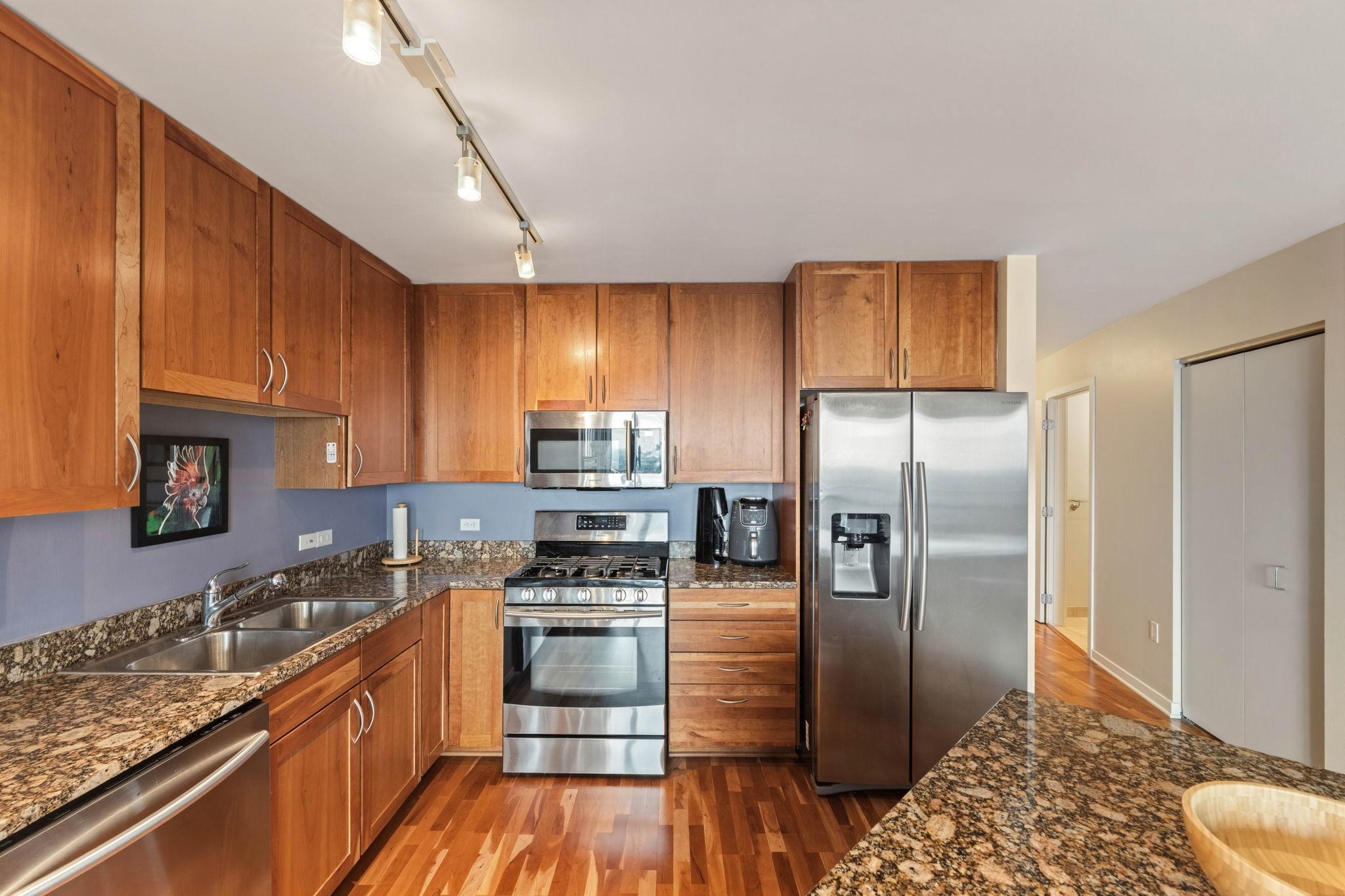 929 Portland Avenue 2308