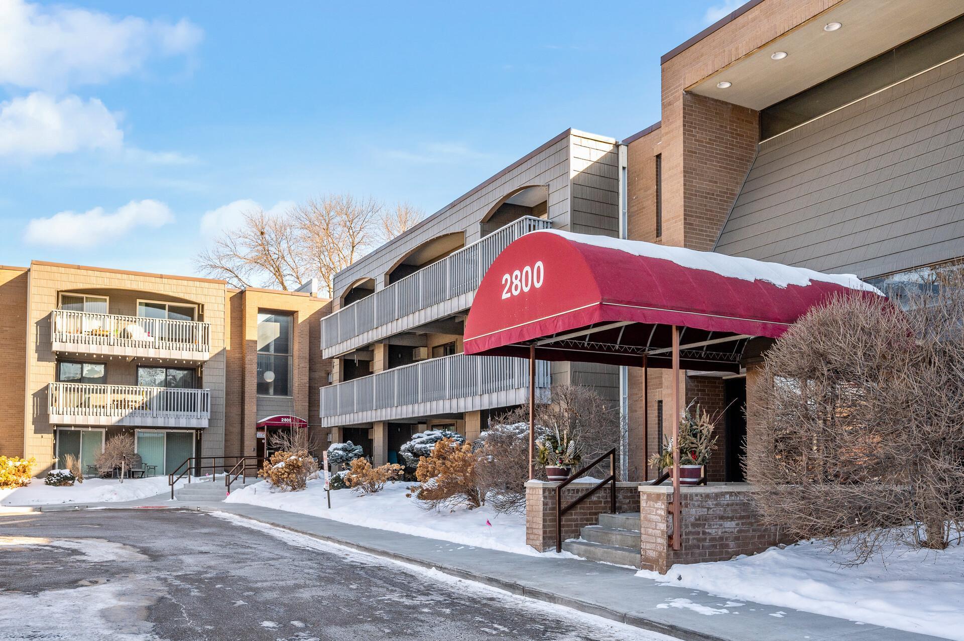 2800 Hamline Avenue N 125