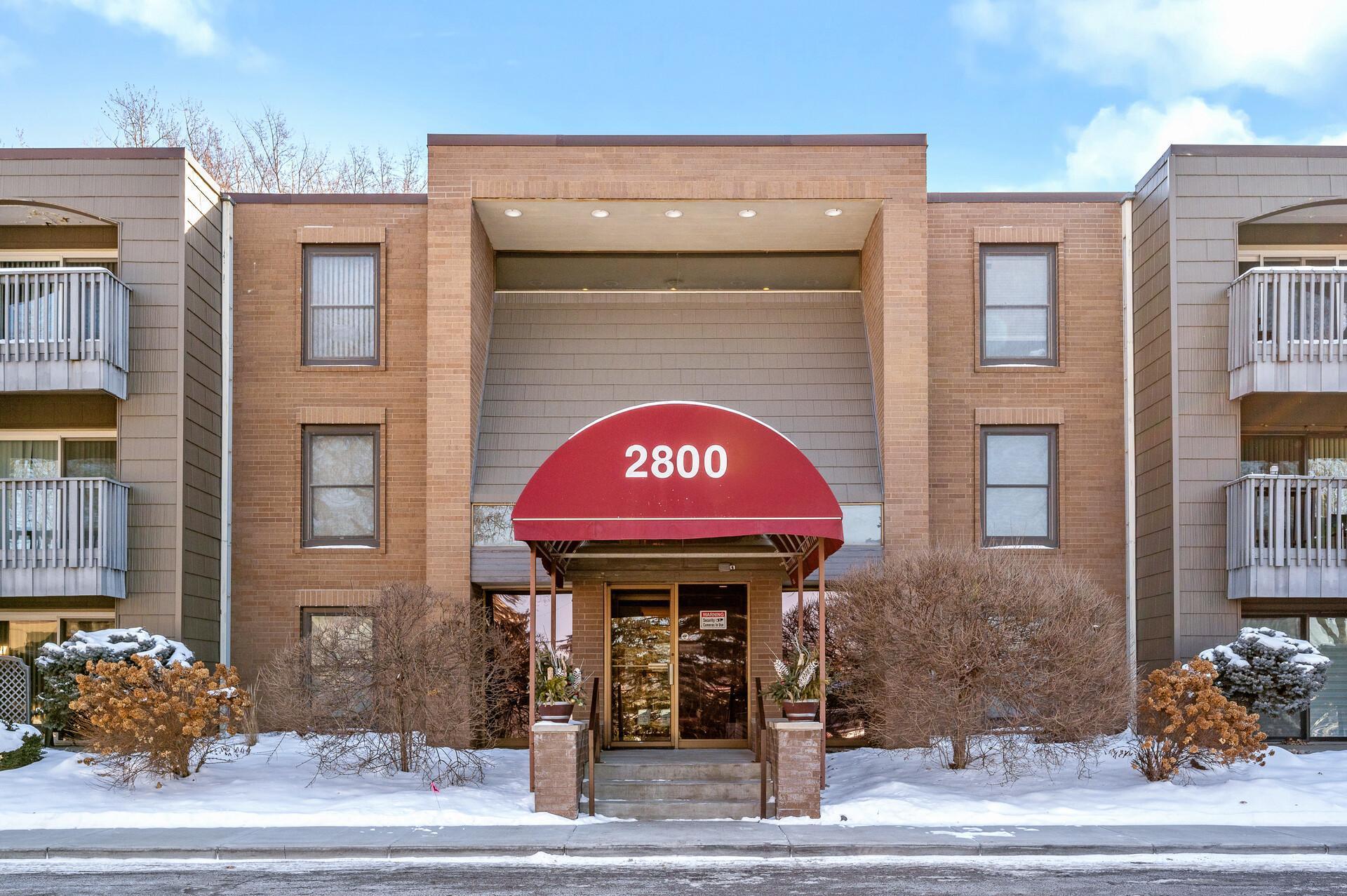 2800 Hamline Avenue N 125
