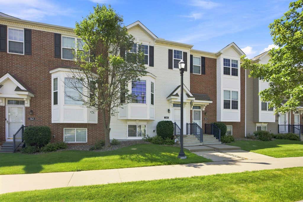 Photo of 560 Huset Parkway NE, Columbia Heights, MN 55421 (MLS # 7115497)