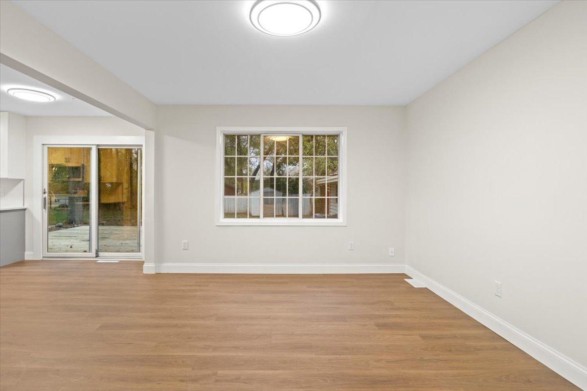 10449 Xerxes Avenue S