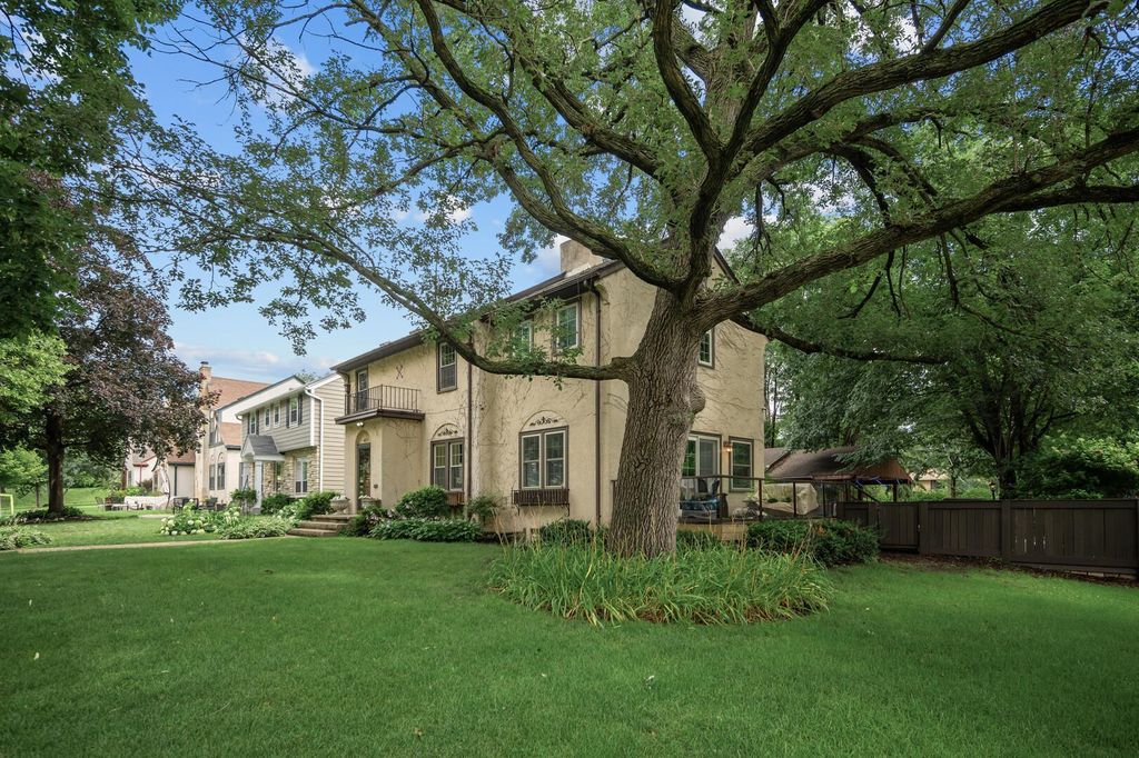 Photo of 4917 12th Avenue S, Minneapolis, MN 55417 (MLS # 7040831)