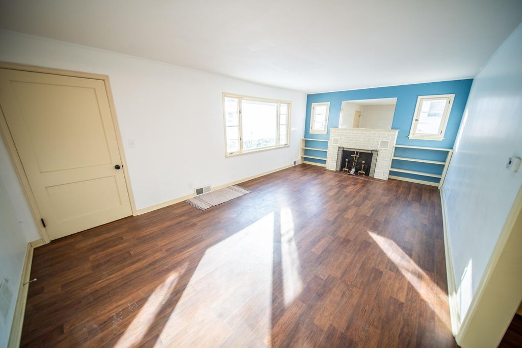 Photo of 403 16th Avenue SW, Rochester, MN 55902 (MLS # 7007324)