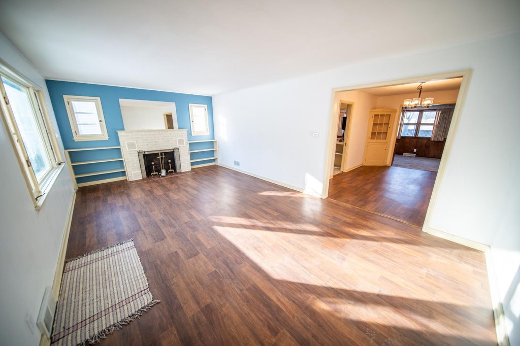 Photo of 403 16th Avenue SW, Rochester, MN 55902 (MLS # 7007324)