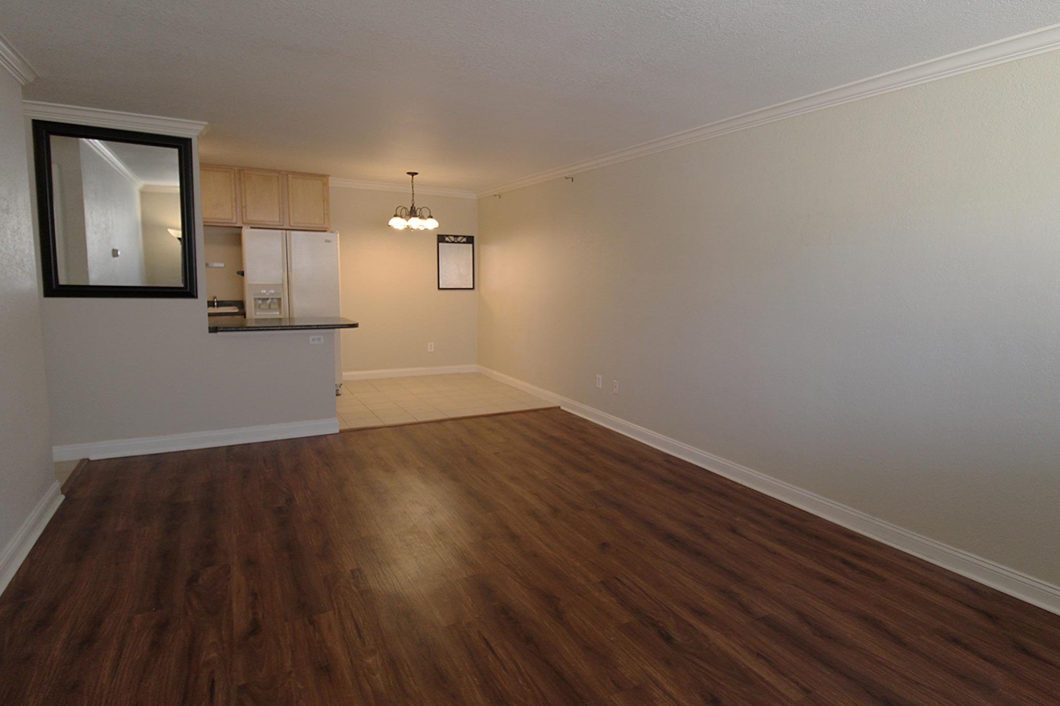 3120 Hennepin Avenue 103