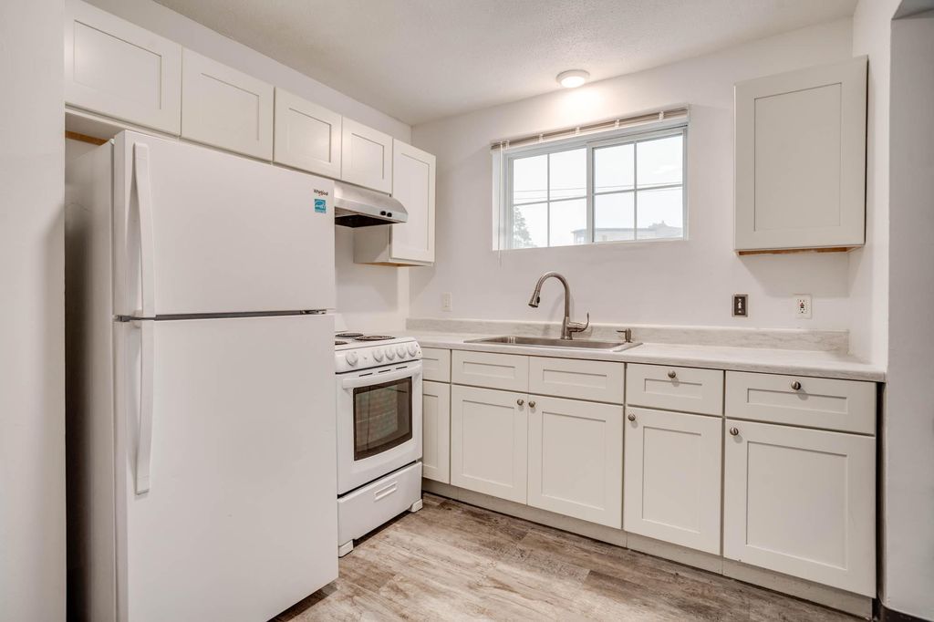 Photo of 601 Jackson Street NE, Minneapolis, MN 55413 (MLS # 7013722)