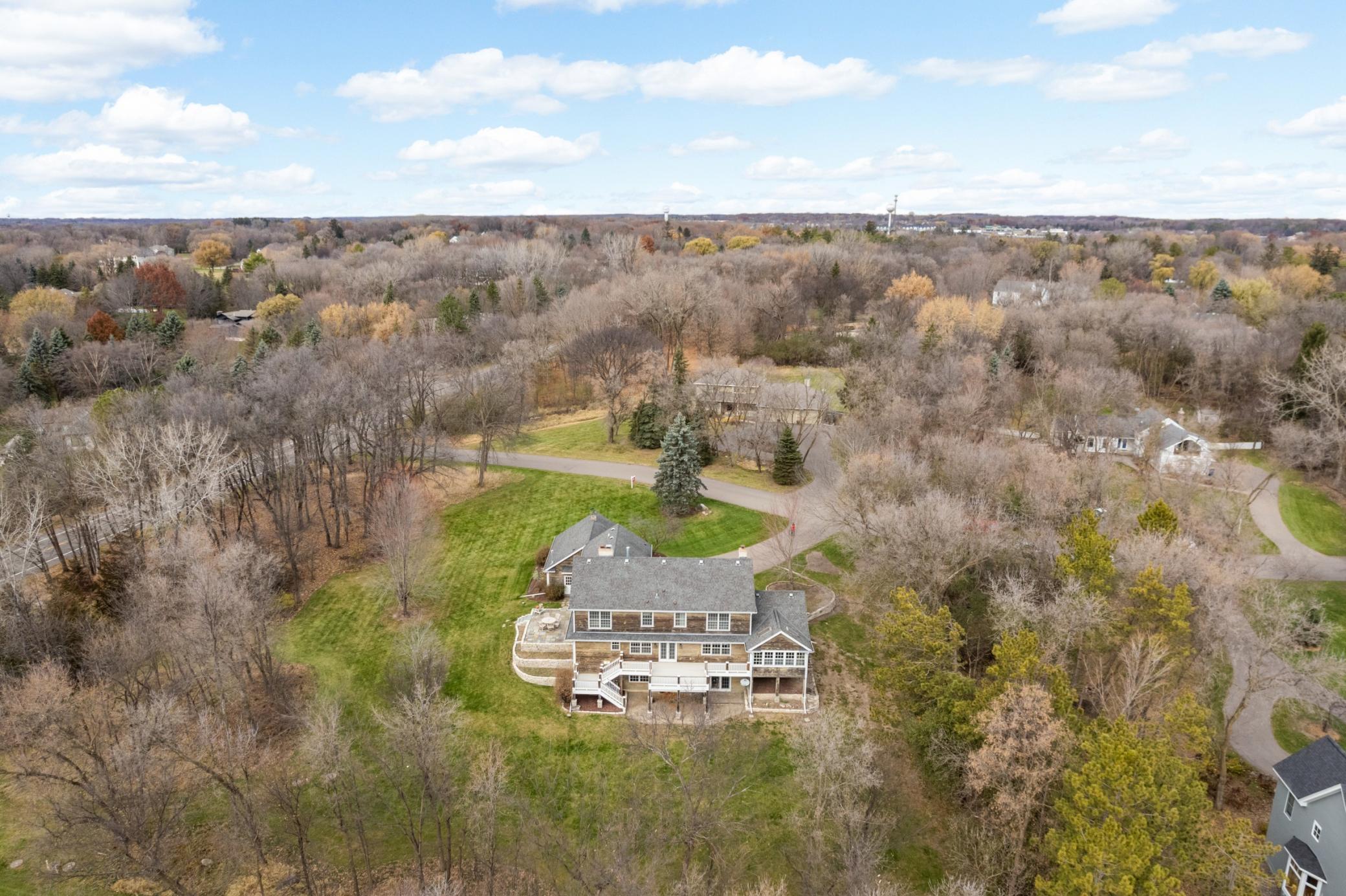 2350 Longview Circle