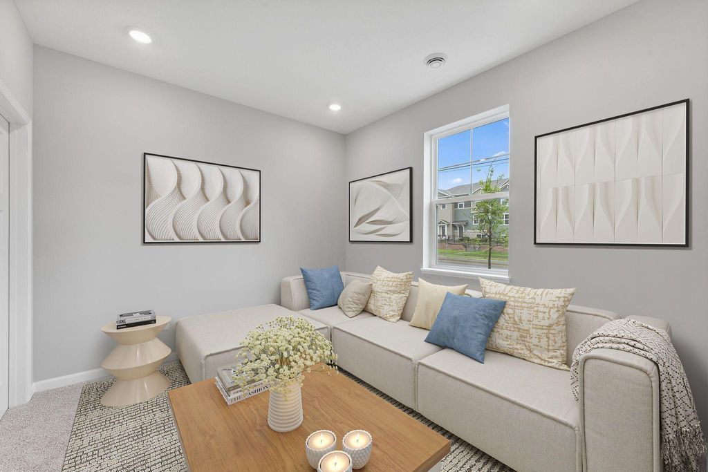 Photo of 1523 Traverse Lane, West Saint Paul, MN 55118 (MLS # 7010272)