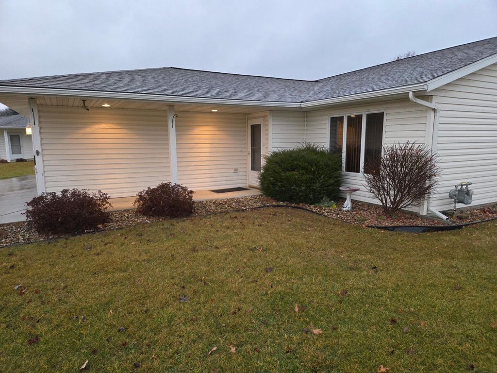 Photo of 2171 Mcquillan Court SE, Rochester, MN 55904 (MLS # 6822494)