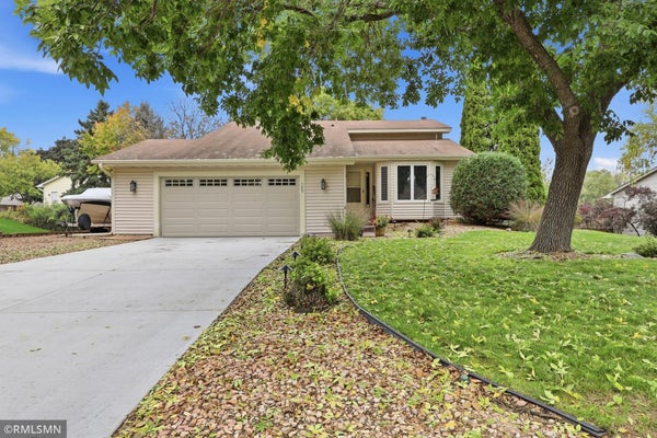 720 SIERRA TRL, CHANHASSEN, MN 55317 - Image e5c3fd2bd3484ddc1fdc145b760aa485/495870532