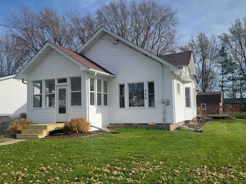 306 N Division Street Roberts WI 54023