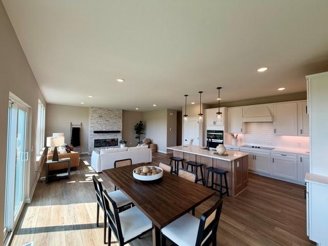 4633 Island Park Drive