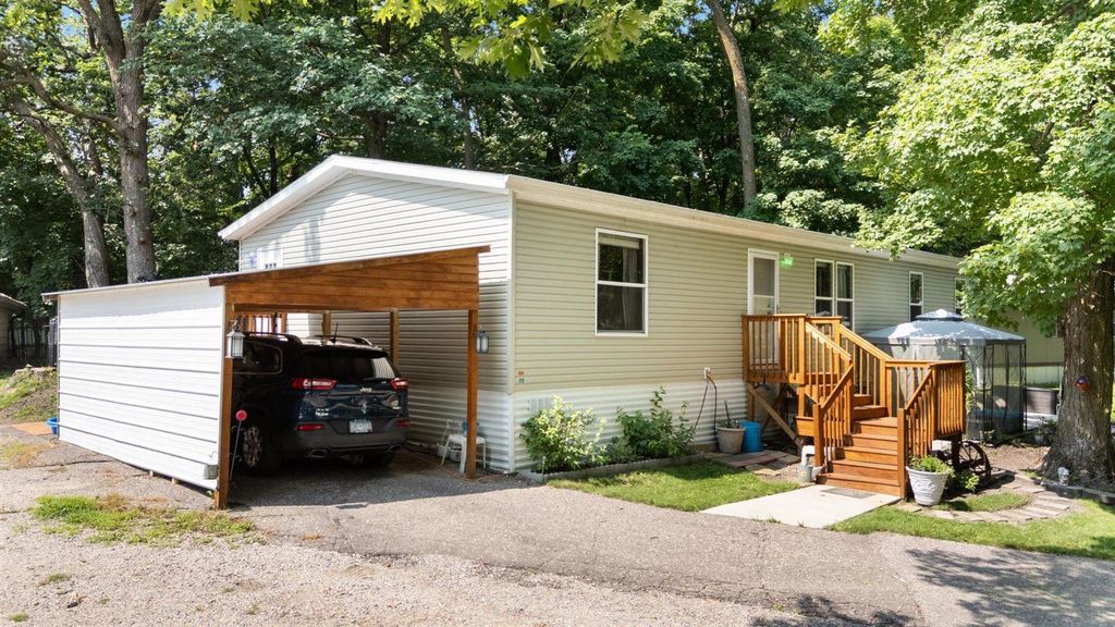 Photo of 2060 Clearwater Forest Drive S, South Haven, MN 55382 (MLS # 7036816)