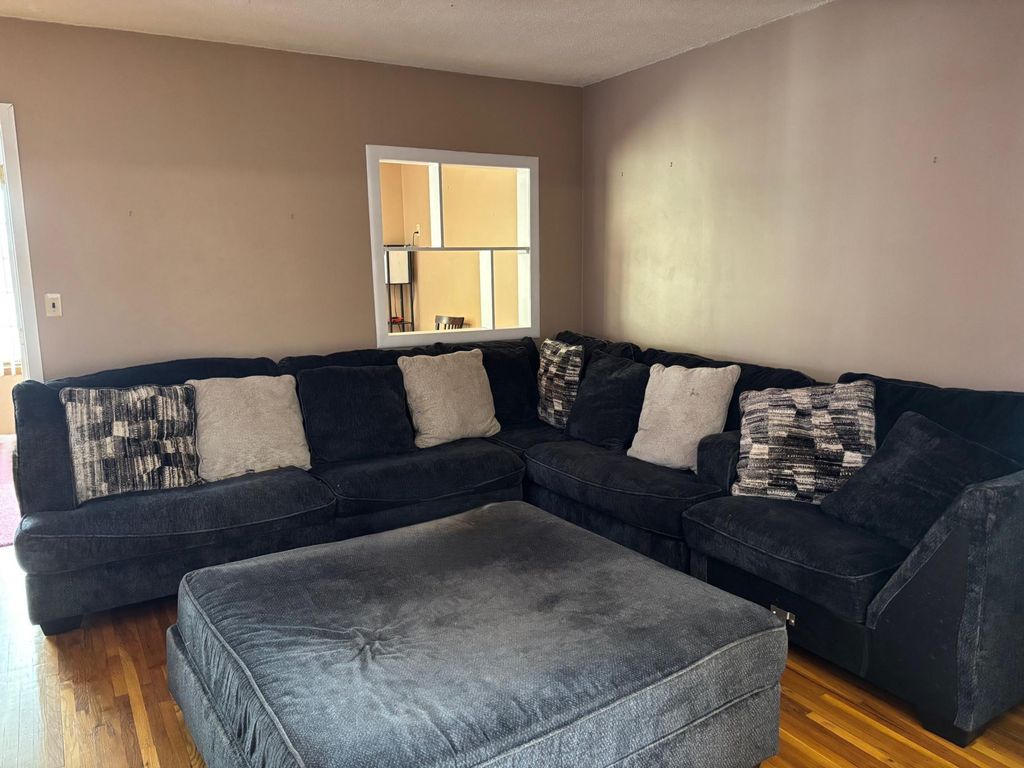 Photo of 811 Tilden Street, Fairmont, MN 56031 (MLS # 6822994)