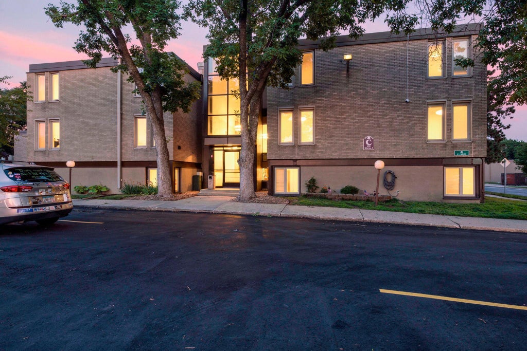 Photo of 4030 15th Avenue S #10C, Minneapolis, MN 55407 (MLS # 7096787)