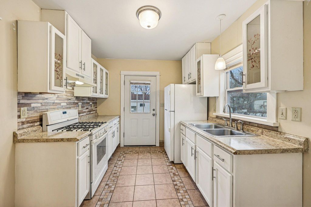 Photo of 4701 Bryant Avenue N, Minneapolis, MN 55430 (MLS # 7018553)